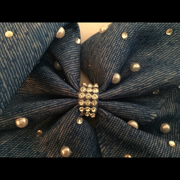 Jojo Siwa denim bow - Picture 3 of 3
